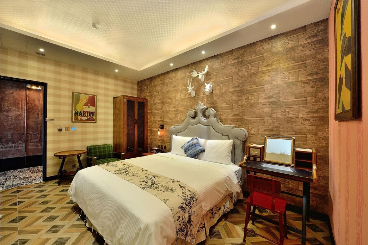 Smokey Joe'S Apartment Kaohsiung Room photo